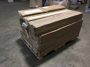 Pallet of Mixed Ceramic Flooring Customer Returns See Terms on Auction