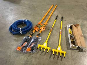 Lot of Assorted Hardware Customer Returns See Terms on Auction