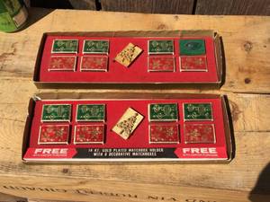 lot 38 image: Vintage 14Kt Gold Plated Matchbox Holder - Matchboxes Sets