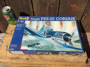 lot 45 image: Vintage Revell Vought F4U-1D Corsair Plastic Model