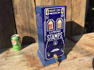 lot 87 image: Vintage Blue Enamel US Postage Stamps Dispenser