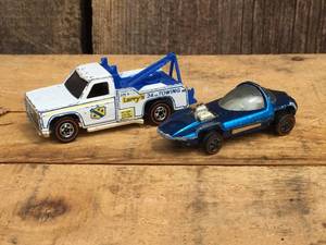 lot 99 image: 2 Vintage Hot Wheels Redline Silhouette - Larrys Towing