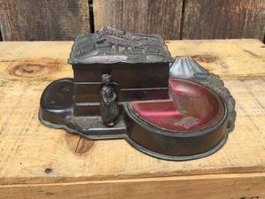 lot 125 image: Vintage Japan Cigarette Box - Ashtray - Music Box
