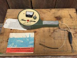 lot 129 image: Vintage HeathKit Thermo-Spotter - Fishing