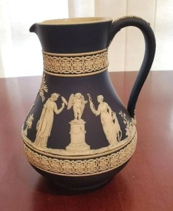 lot 38 image: Wedgwood Cobalt Blue Pitcher
