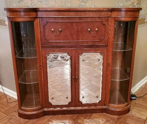 lot 1 image: Antique Credenza Liquor Cabinet Secretary