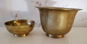 lot 183 image: Two Brass Bowls