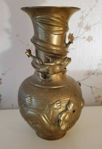 lot 189 image: Brass Vase with Dragons