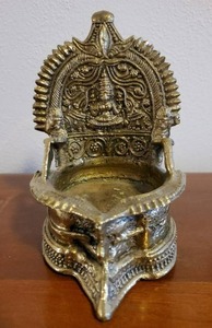 lot 318 image: Incense Burner