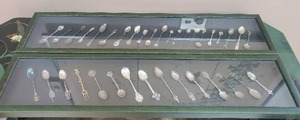 lot 97 image: Collectible Spoons