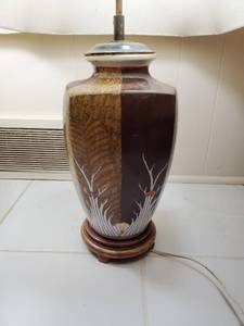 lot 163 image: Asian Style Vintage Lamps