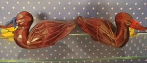 lot 195 image: Two Wood Ducks and hanging Dcor