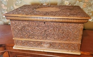 lot 260 image: Hand Carved Wood Jewelry Box