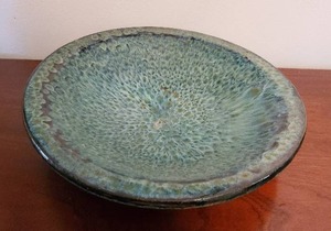 lot 289 image: Large Ceramic Bowl