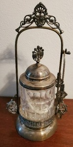 lot 377 image: Old Pickle Caster