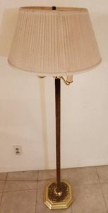 lot 458 image: Floor Lamp