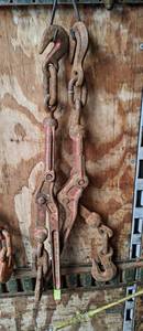 lot 26 image: Pair of 38 to 12 Chain Binders