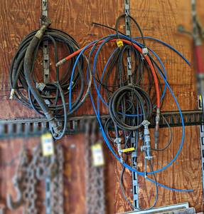 lot 30 image: Lot of Hydraulic Hose, Electrical Cord, Tubing and More - NO SHIPPING