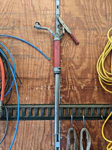 lot 31 image: Barrel Pump - NO SHIPPING