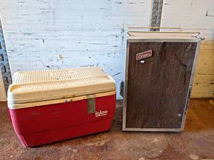 lot 131 image: IGLOO Chest Cooler and Vintage Coleman Cooler - NO SHIPPING