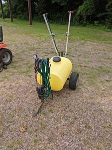 lot 20 image: Yard Sprayer w 12V Electric Pump - 40 Gallon Tank - NO SHIPPING