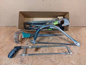 lot 186 image: Lot of Assorted Saws and More