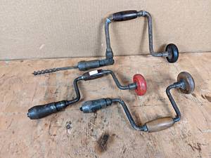 lot 198 image: (3) Antique Hand Drills