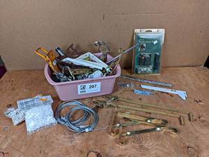 lot 207 image: Lot of Assorted Hardware and More