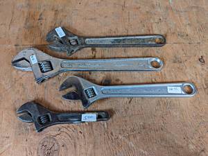 lot 213 image: Lot of (4) Adjustable Wrenches