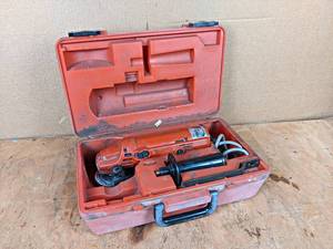 lot 221 image: Makita Angle Grinder in Case