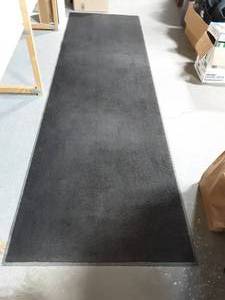 Mountville Mills Static Stopper. Black Floor Mat-Rug 116 x 35
