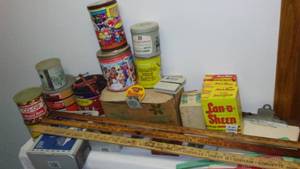 lot 3 image: Vintage and Collectible  Huge Lot