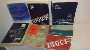 lot 59 image: Buick Manuals