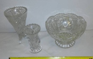 lot 108 image: Lead Crystal (3)