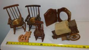 lot 160 image: Miniature Wood Items