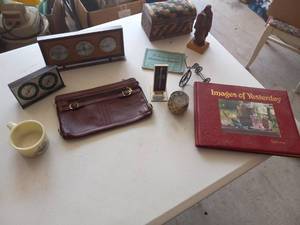 lot 84 image: Vintage Asst - Book, Old Spice shav...