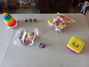 lot 135 image: Misc toys collectable sets, fisher...