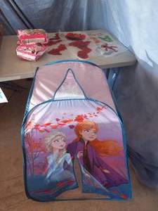 lot 13 image: Frozen collapsable tent 37x22, tr...
