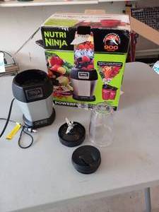 lot 44 image: Nutri ninja - 1 cup included...