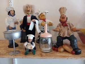 lot 50 image: Chef statues, glass nut chopper, co...
