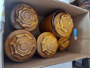 lot 81 image: Gold ceramic cannister set...