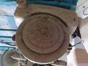 lot 21 image: Vintage Muncie Gear Company Model DB2 Outboard without Prop, Serial No. 42