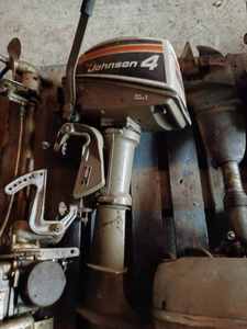 lot 83 image: Vintage Johnson Sea Horse - 4 hp.