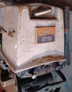 lot 88 image: Vintage Johnson Sea Horse 25 hp. Outboard