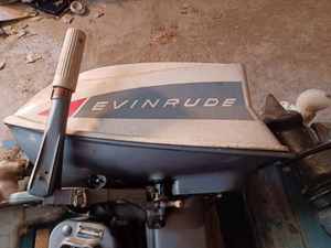 lot 89 image: Vintage Evinrude Seatwin Outboard