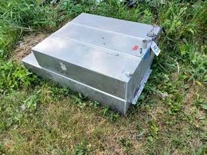 lot 125 image: 1977 Florida Marine Tanks - 66 gallon Tank Designed for a 15G, Measures 49-inches X 28-inches with a 10-inch X 8-inch Step
