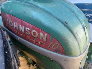 lot 146 image: Vintage Johnson Sea Horse 10 hp. Outboard