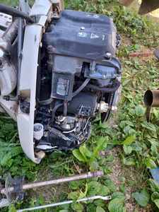 lot 167 image: White Outboard with Lower Unit Disconnected, Missing Hood and Identification Information