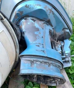 lot 191 image: Evinrude Starflite 90-S Model No. 90493S Outboard - Missing Lower Unit, Serial No. E05733