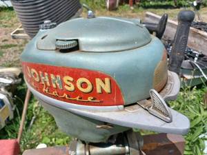 lot 220 image: Vintage Johnson Sea Horse Model No. TD20 Outboard, Serial No. 781681